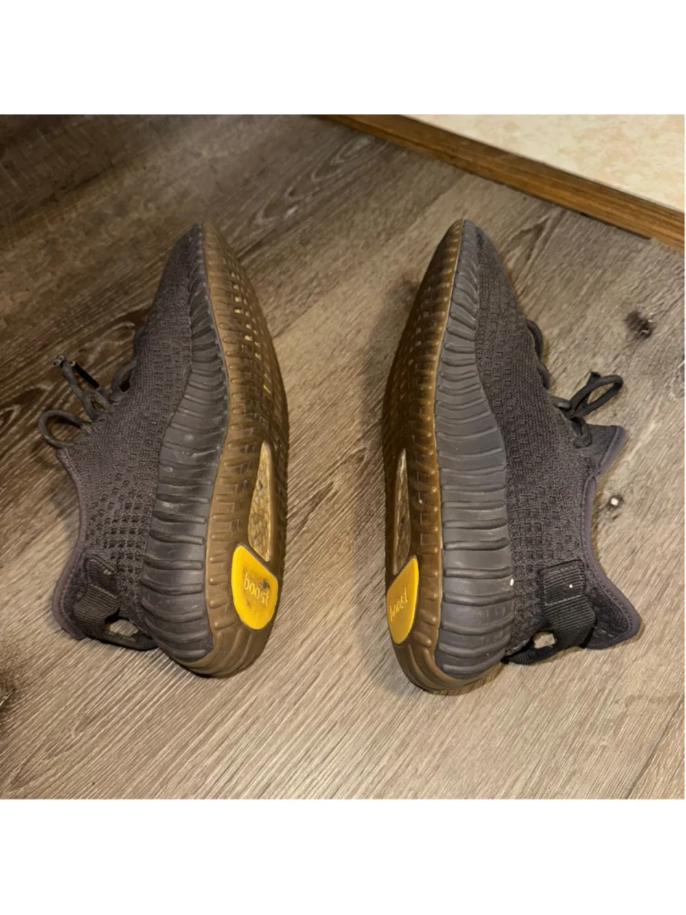 Adidas Yeezy Boost 350 V2 Sneakers Black and Brown Size 9 Beaters